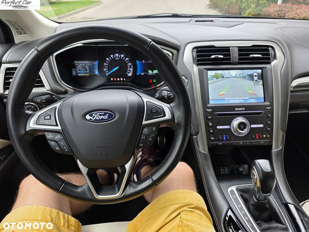 Ford Mondeo 2.0 Hybrid Vignale Plus - 15