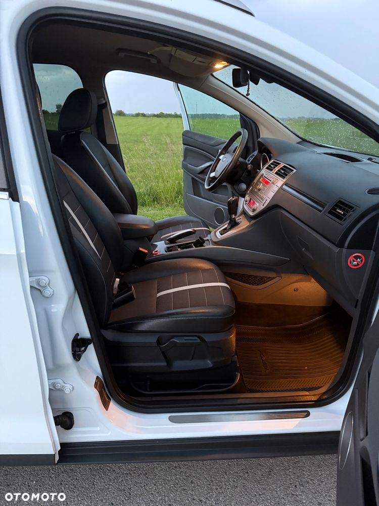 Ford Kuga 2.0 TDCi 4x4 Titanium - 22