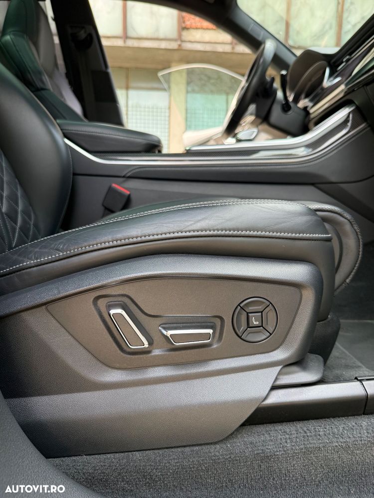 Audi SQ8 - 9