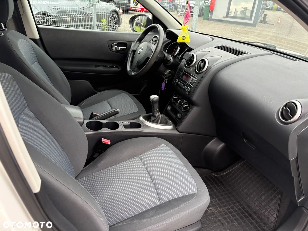 Nissan Qashqai 1.6 Acenta - 21
