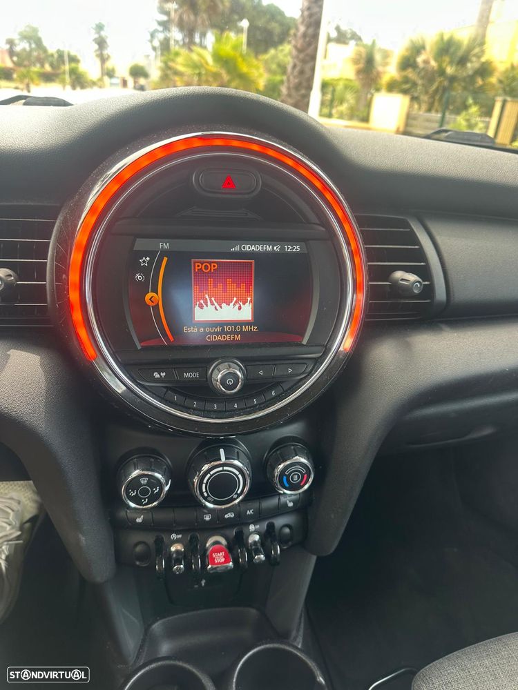 MINI 3 Portas Cooper D - 3