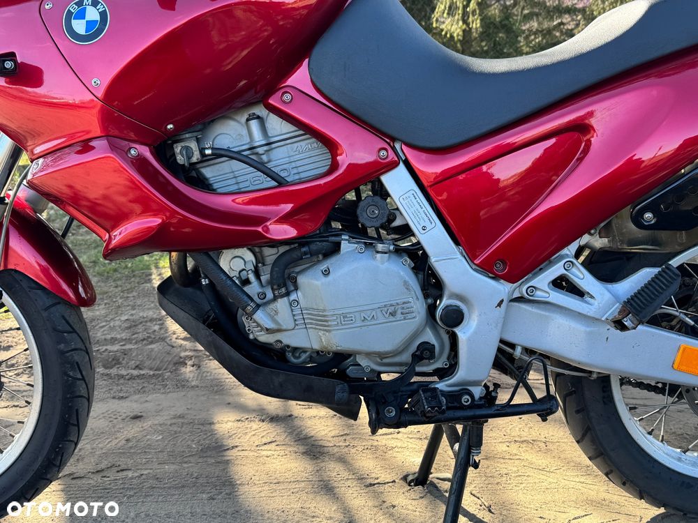 BMW F - 12