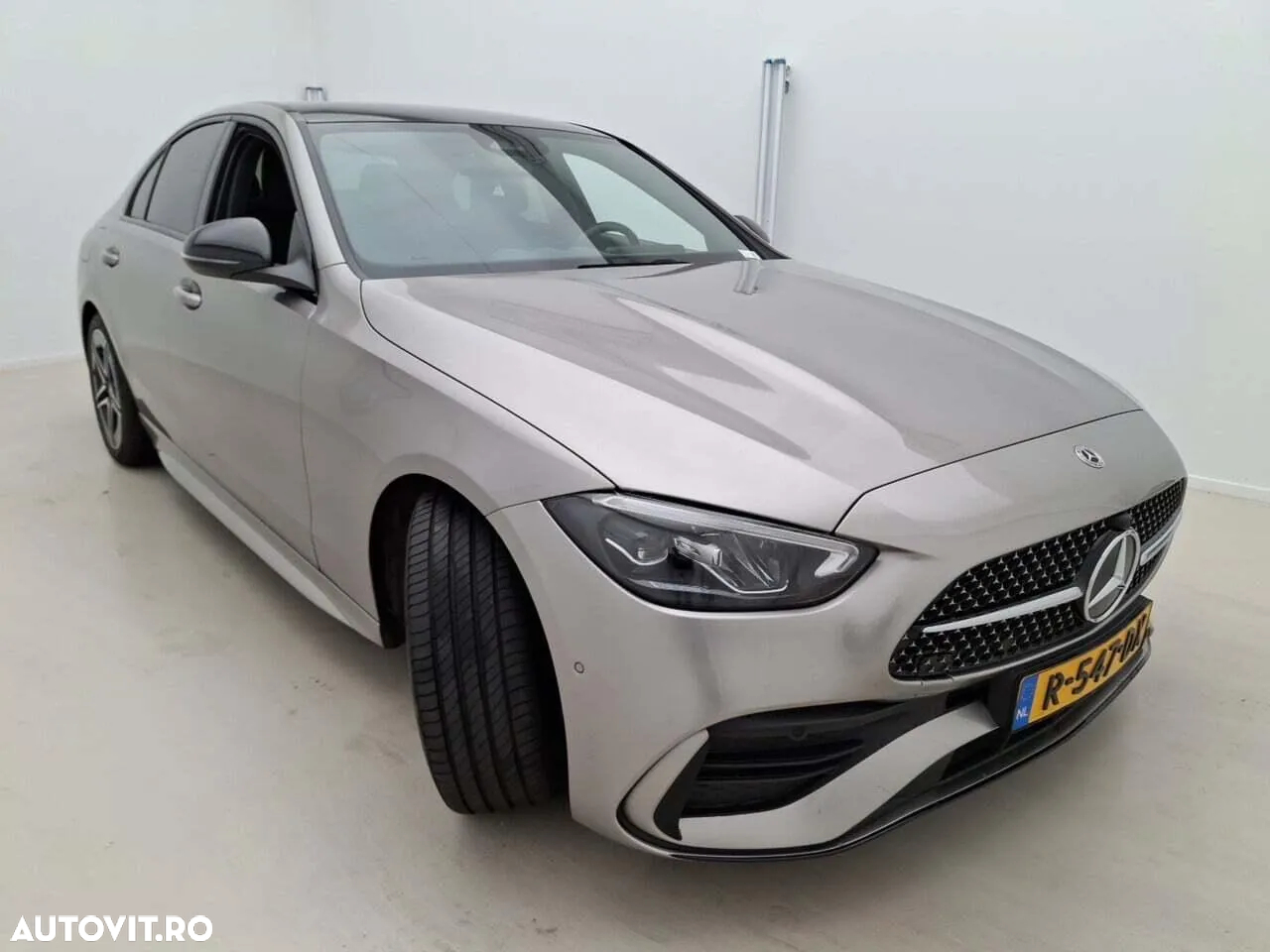 Mercedes-Benz C - 3