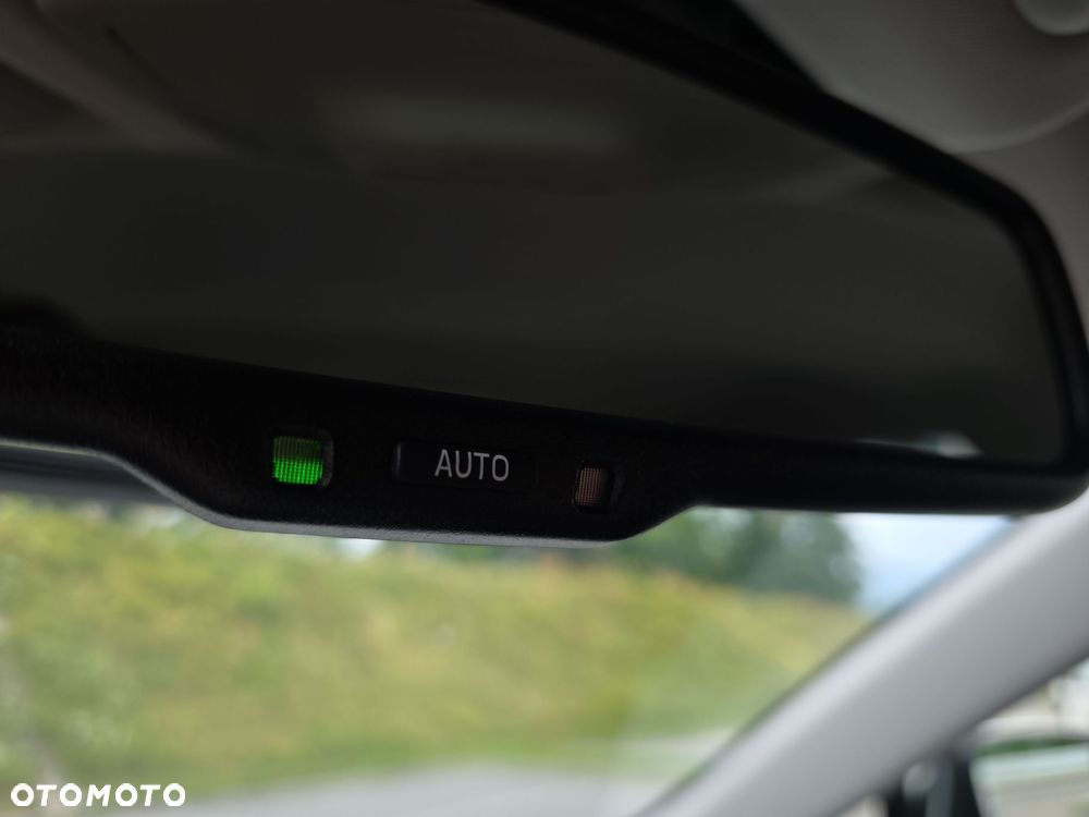 Toyota RAV4 - 32