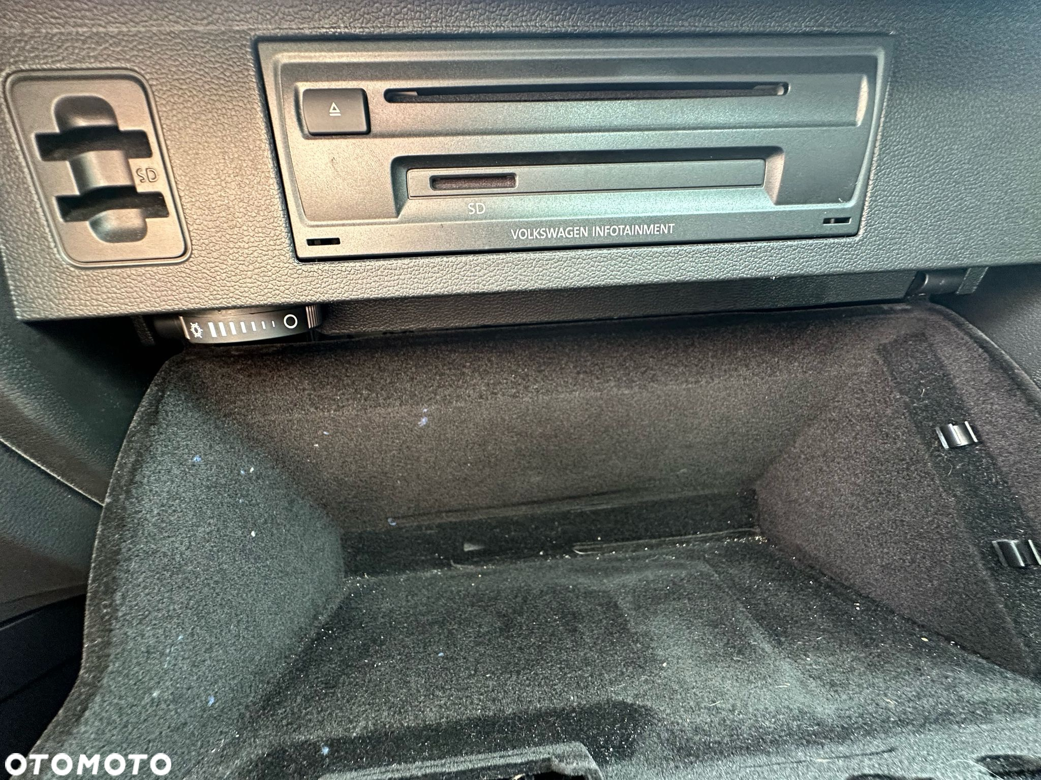 Volkswagen Passat 1.6 TDI BMT Trendline - 21