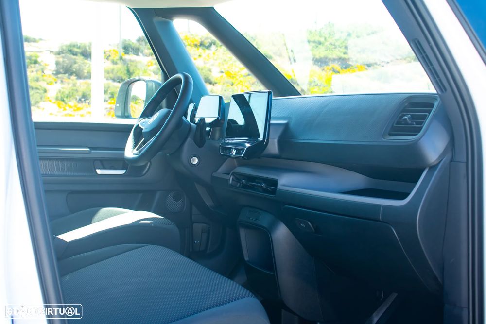 VW ID Buzz - 10