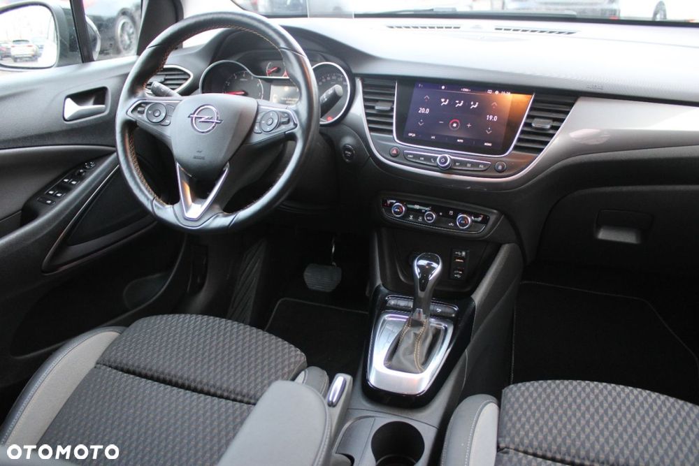 Opel Crossland X - 36