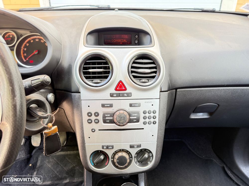 Opel Corsa 1.2 16V Enjoy - 18