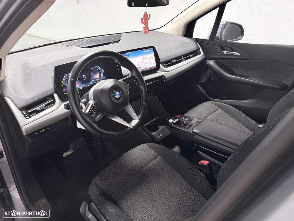 BMW 218 Active Tourer d Auto - 14