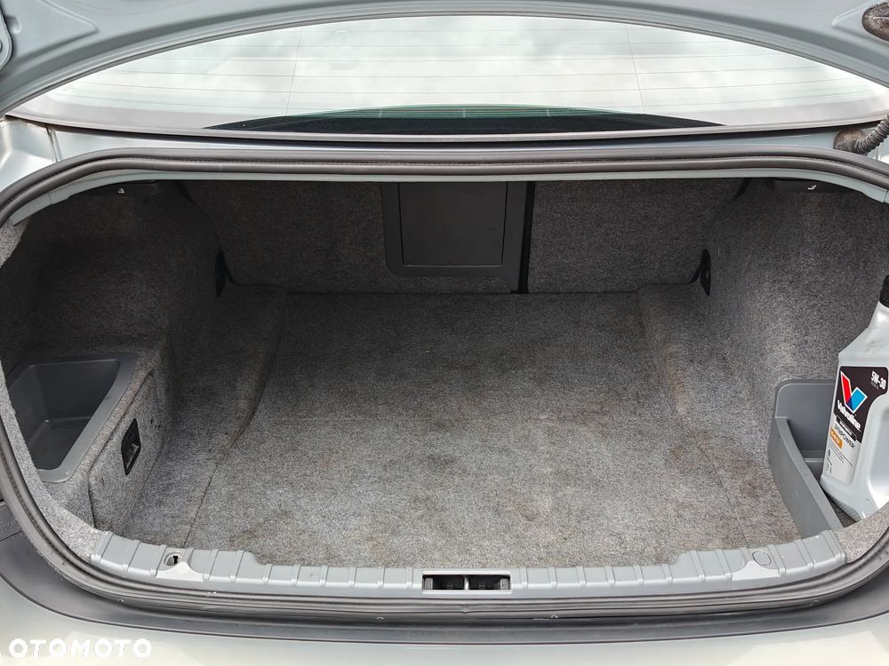 BMW Seria 5 520i - 13