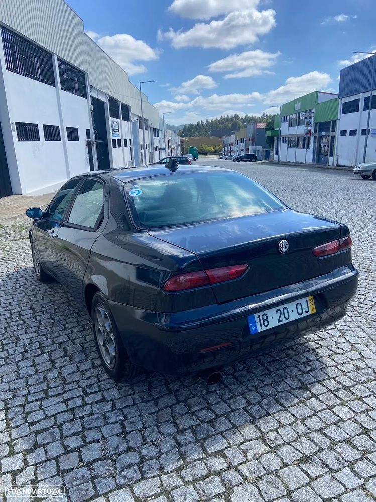 Alfa Romeo 156 1.9 JTD - 5