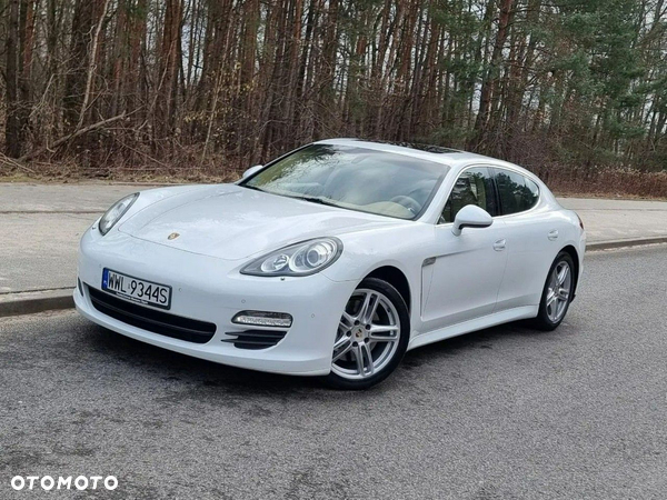Porsche Panamera GTS PDK