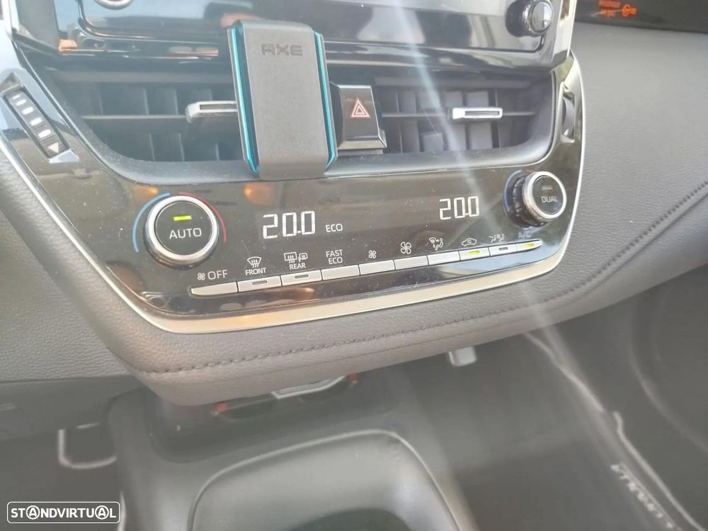 Toyota Corolla 1.8 Hybrid Exclusive - 13