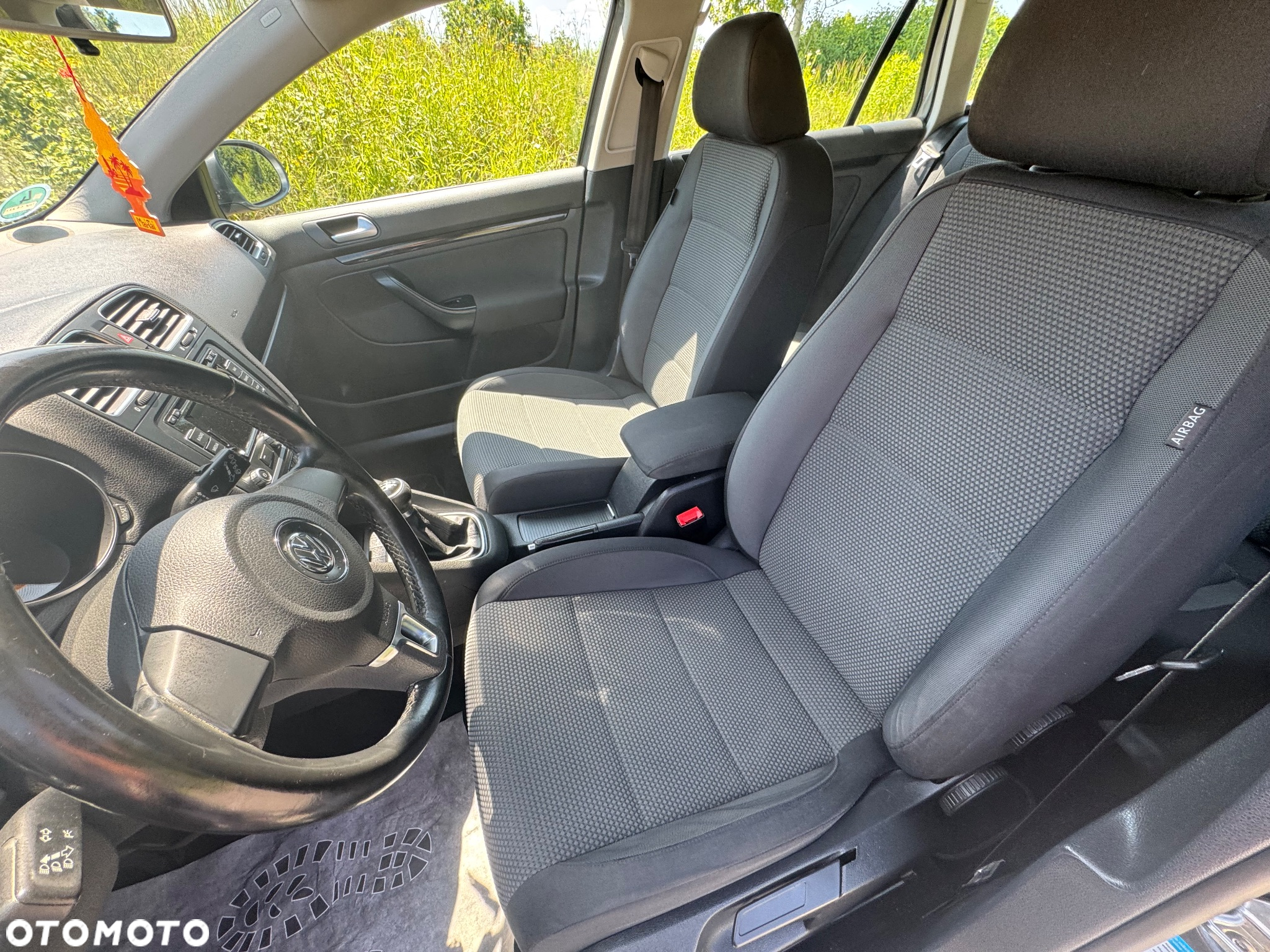Volkswagen Golf 1.6 TDI DPF Comfortline - 8