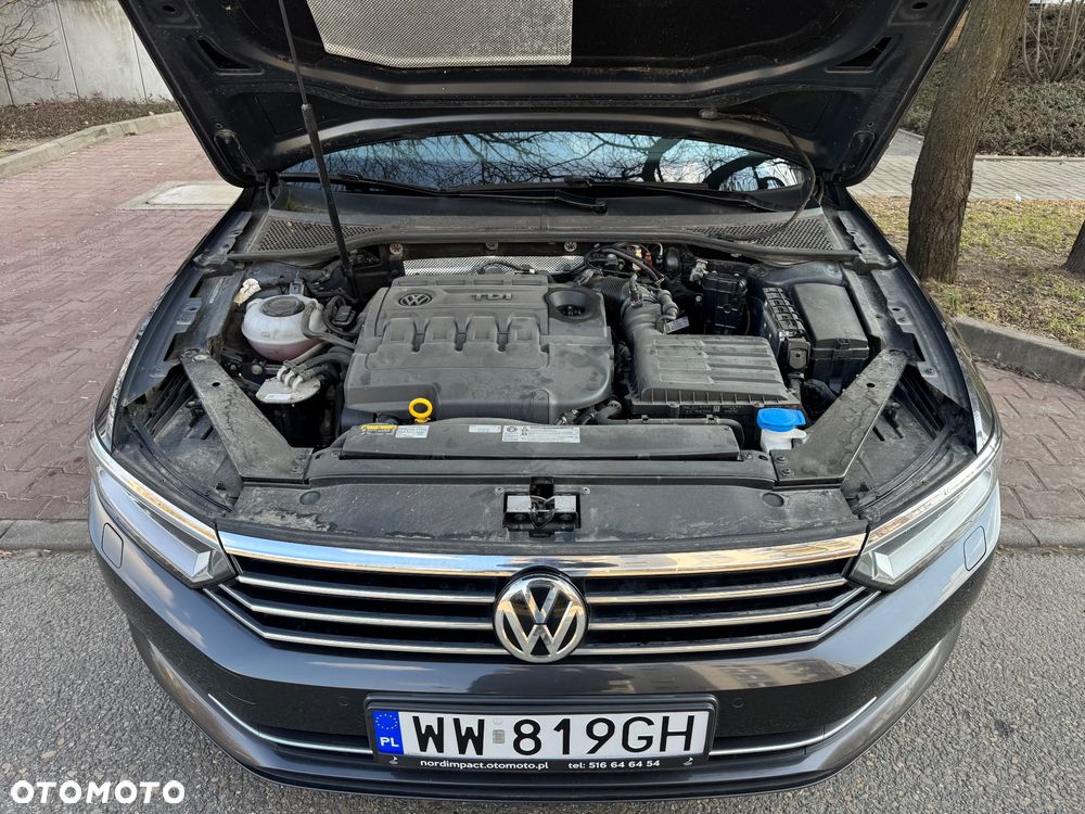Volkswagen Passat Variant 2.0 TDI SCR DSG 4Motion Elegance - 17
