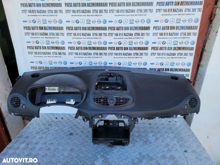 Plansa Bord Cu Airbag Pasager Renault Clio 3 III Volan Stanga Livram Oriunde In Tara - 3