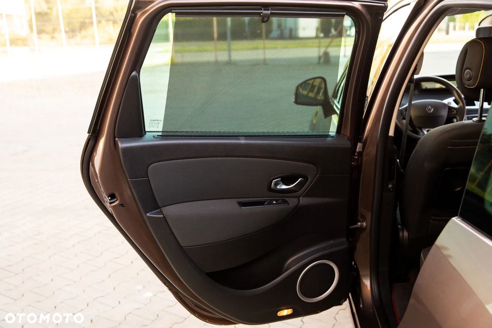 Renault Scenic TCe 130 Dynamique - 24