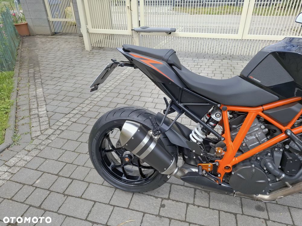 KTM Super Duke - 11