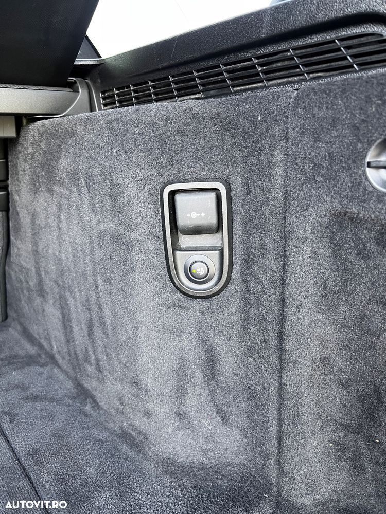 BMW Seria 5 520d Touring Aut. M Sport Edition - 24