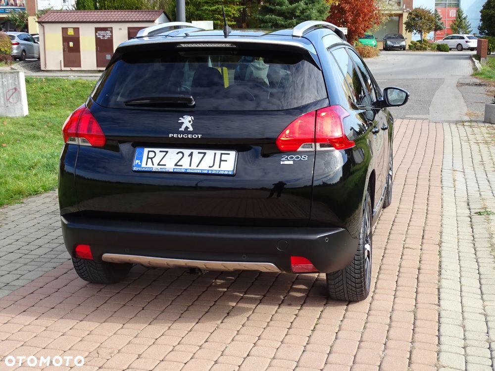 Peugeot 2008 1.6 e-HDi Allure S&S - 21