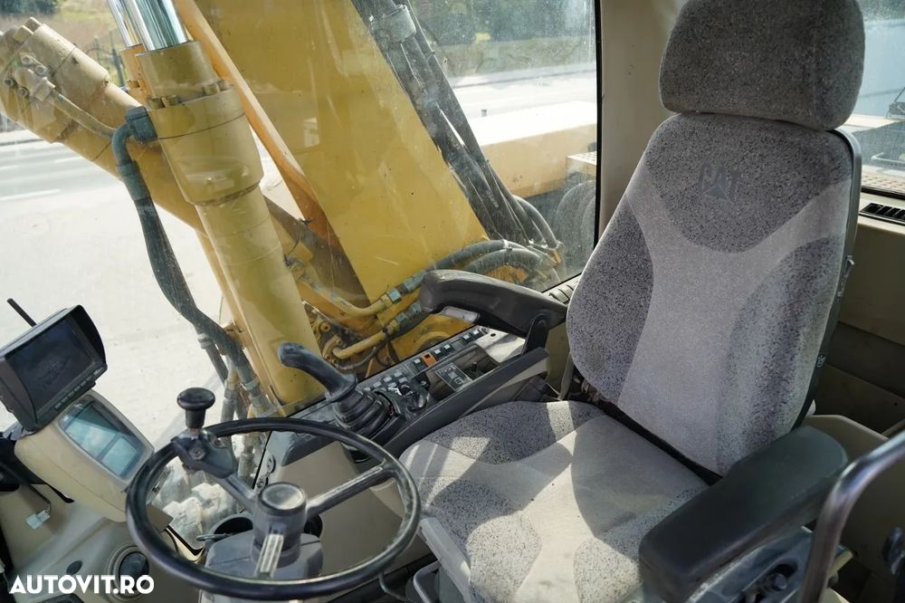 Cat M313C / EXCAVATOR PE ROȚI / CU ÎNCLINARE PIVOTANTĂ - 25