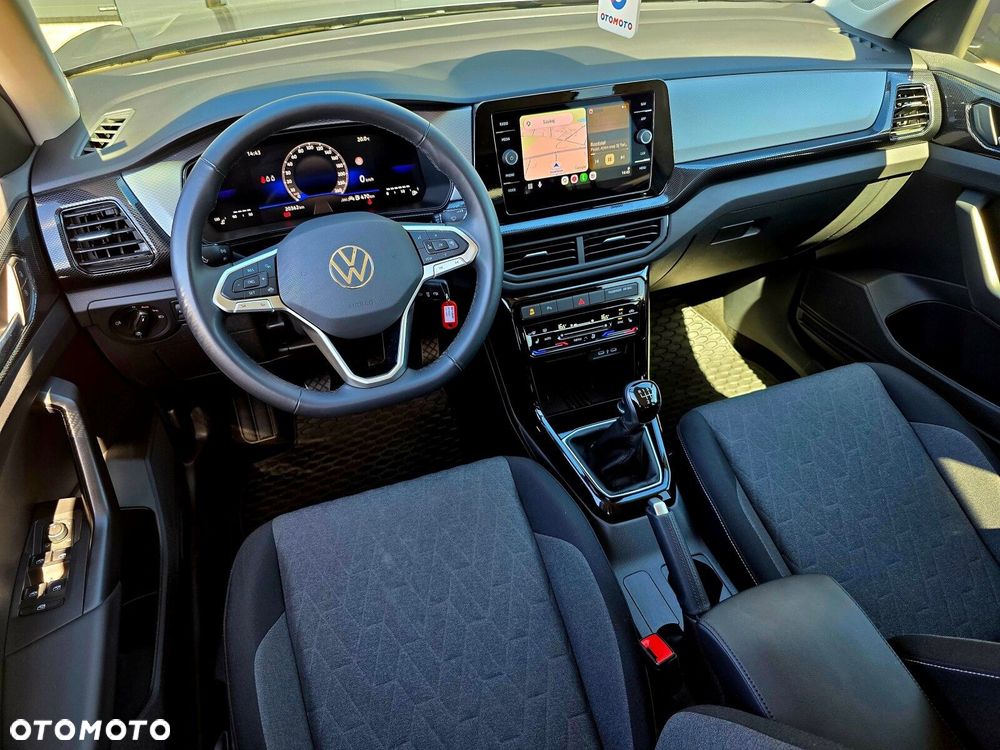 Volkswagen T-Cross - 24