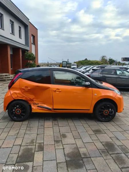 Toyota Aygo x-cite - 11