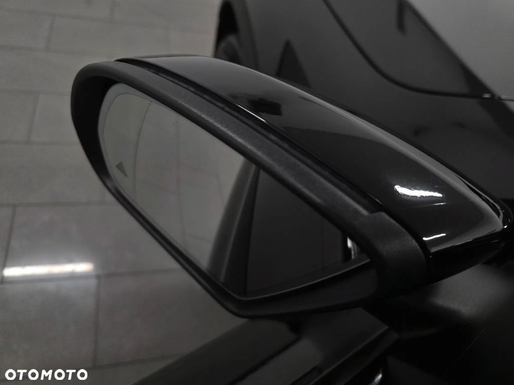 Mercedes-Benz GLC 300 de 4Matic 9G-TRONIC AMG Line Plus - 26