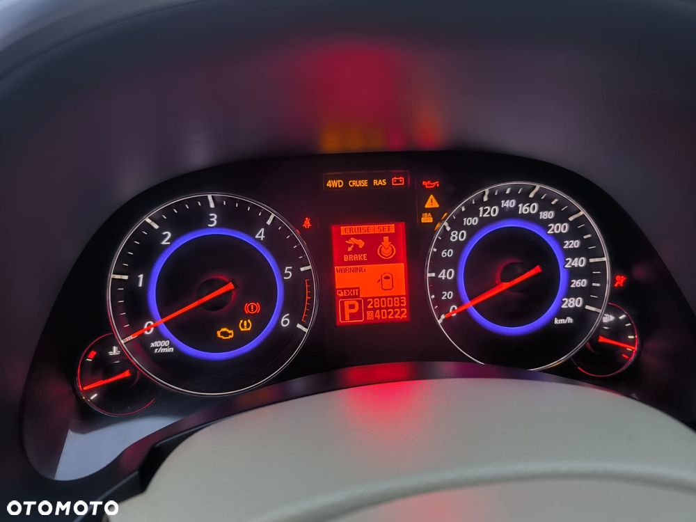 Infiniti FX FX30d S Premium - 14