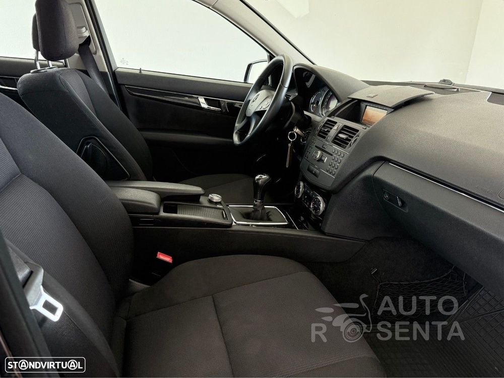 Mercedes-Benz C 220 - 14