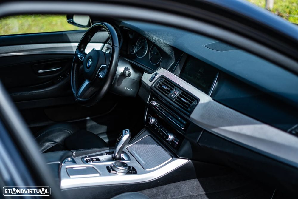 BMW 520 d Pack M Auto - 27
