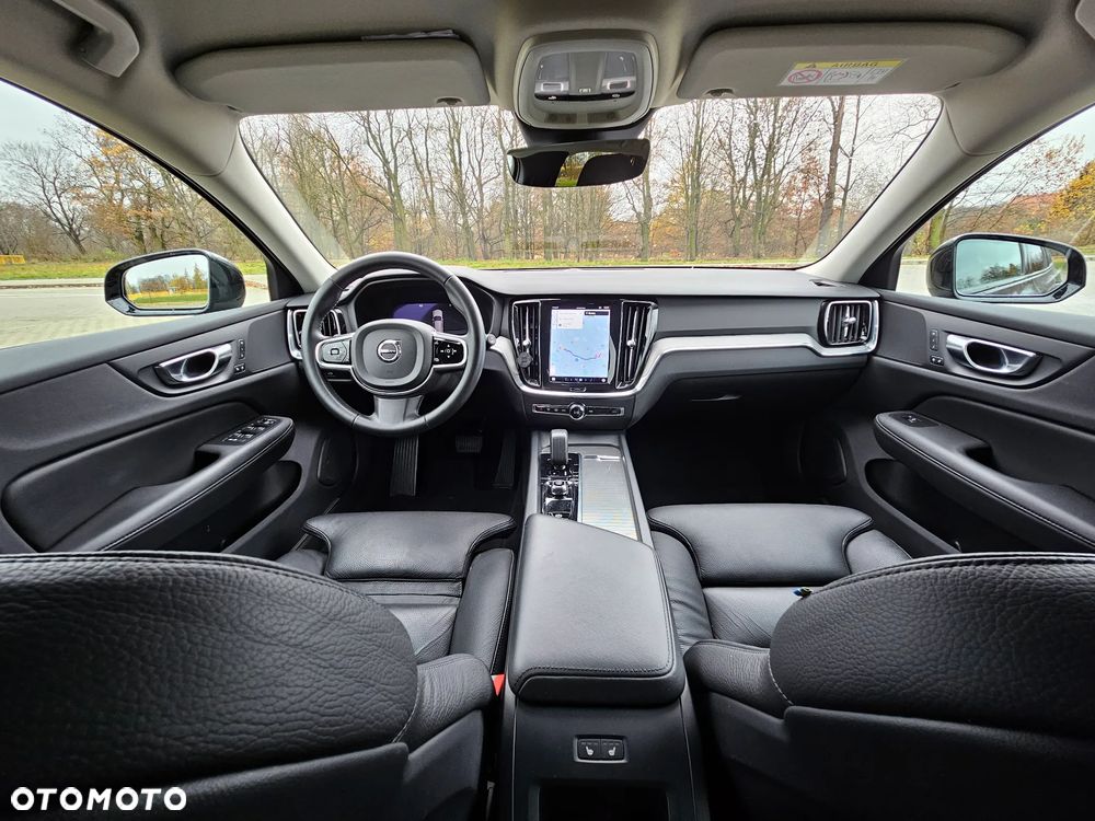 Volvo V60 B4 B Plus Dark - 15