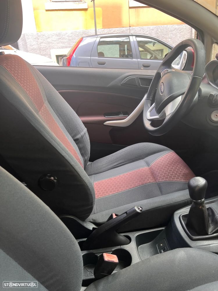 Ford Fiesta 1.25 Titanium - 9