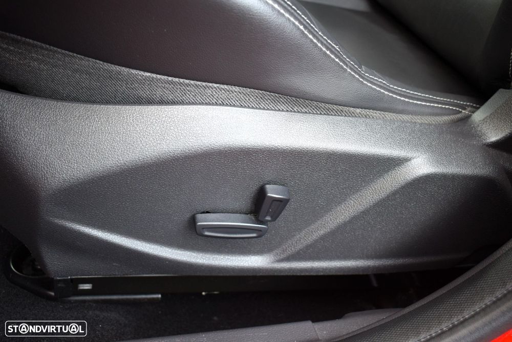 Ford Focus SW 2.0 EcoBoost ST - 18