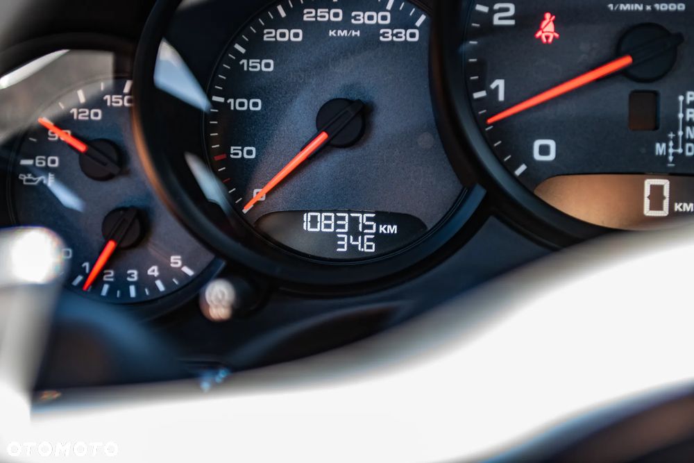 Porsche 911 Carrera PDK - 26