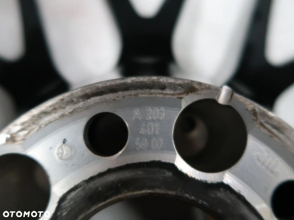 W032 Felga Aluminiowa Mercedes A2054015900 9x19et25 - 10