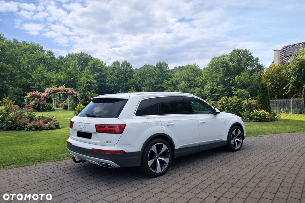 Audi Q7 - 2