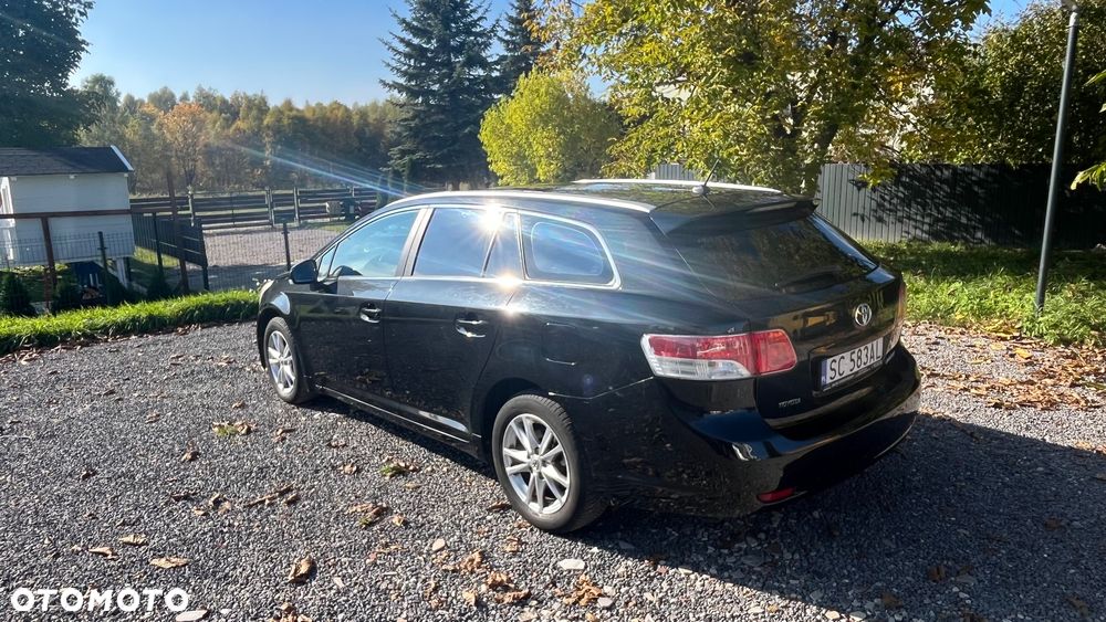 Toyota Avensis 2.0 D-4D Sol+NAVI - 6