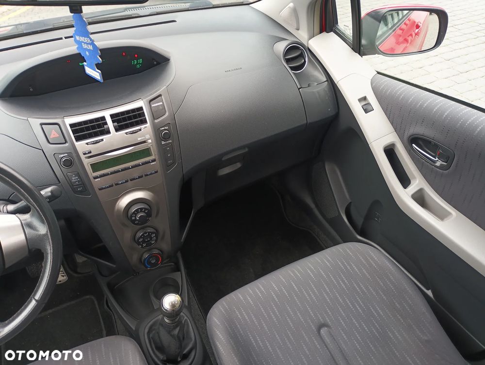 Toyota Yaris 1.4 D-4D Club - 26