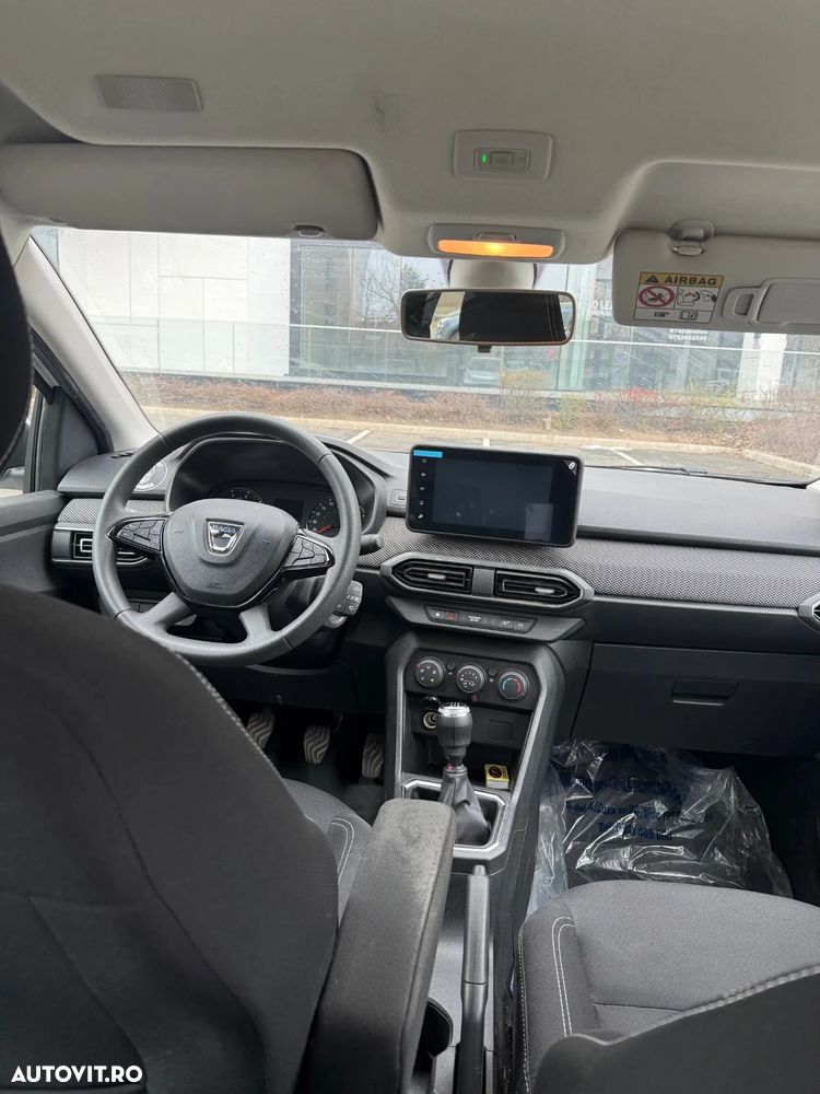 Dacia Logan TCe 90 MT6 Comfort - 6