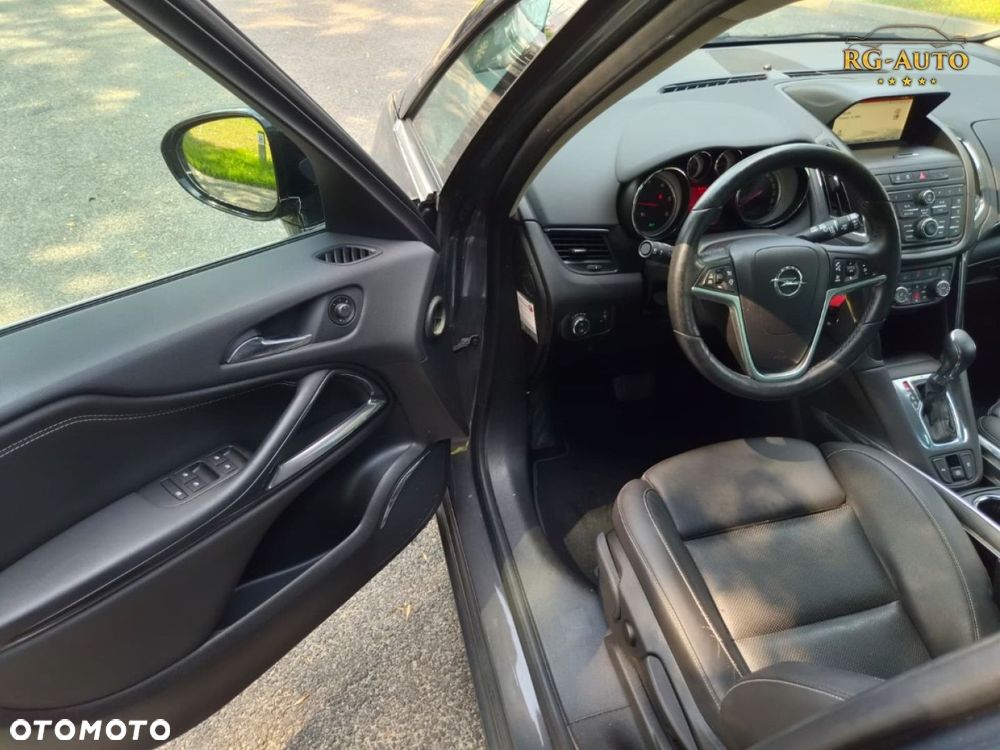 Opel Zafira - 18