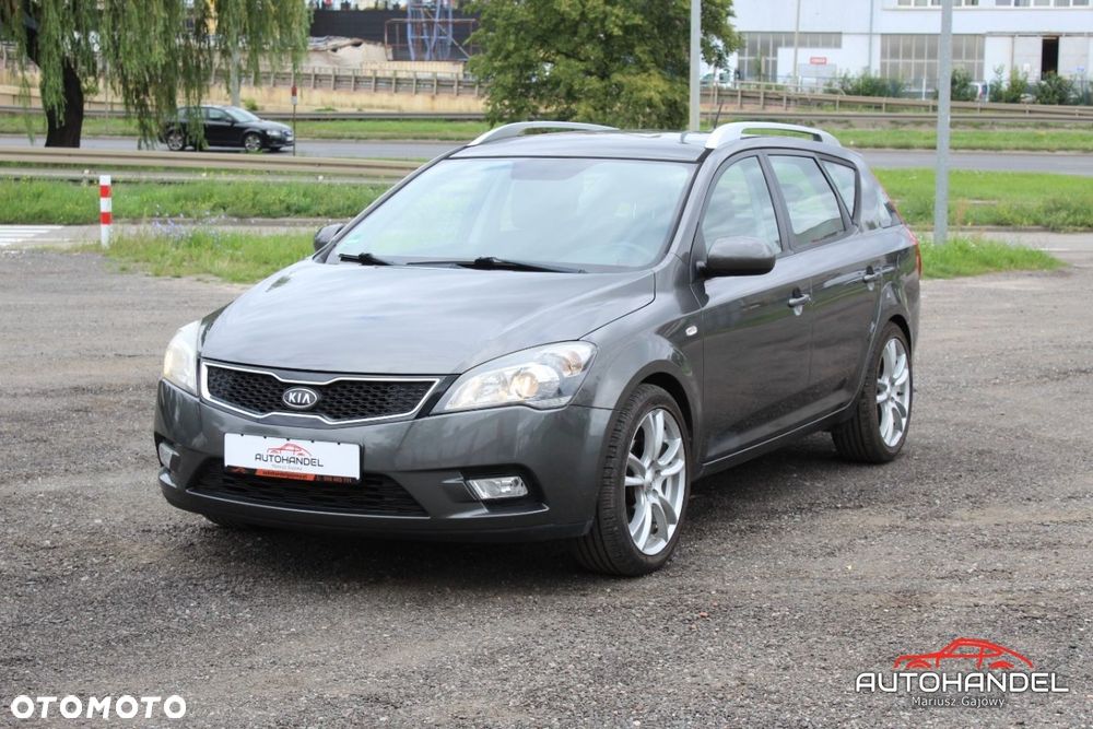 Kia Ceed - 3