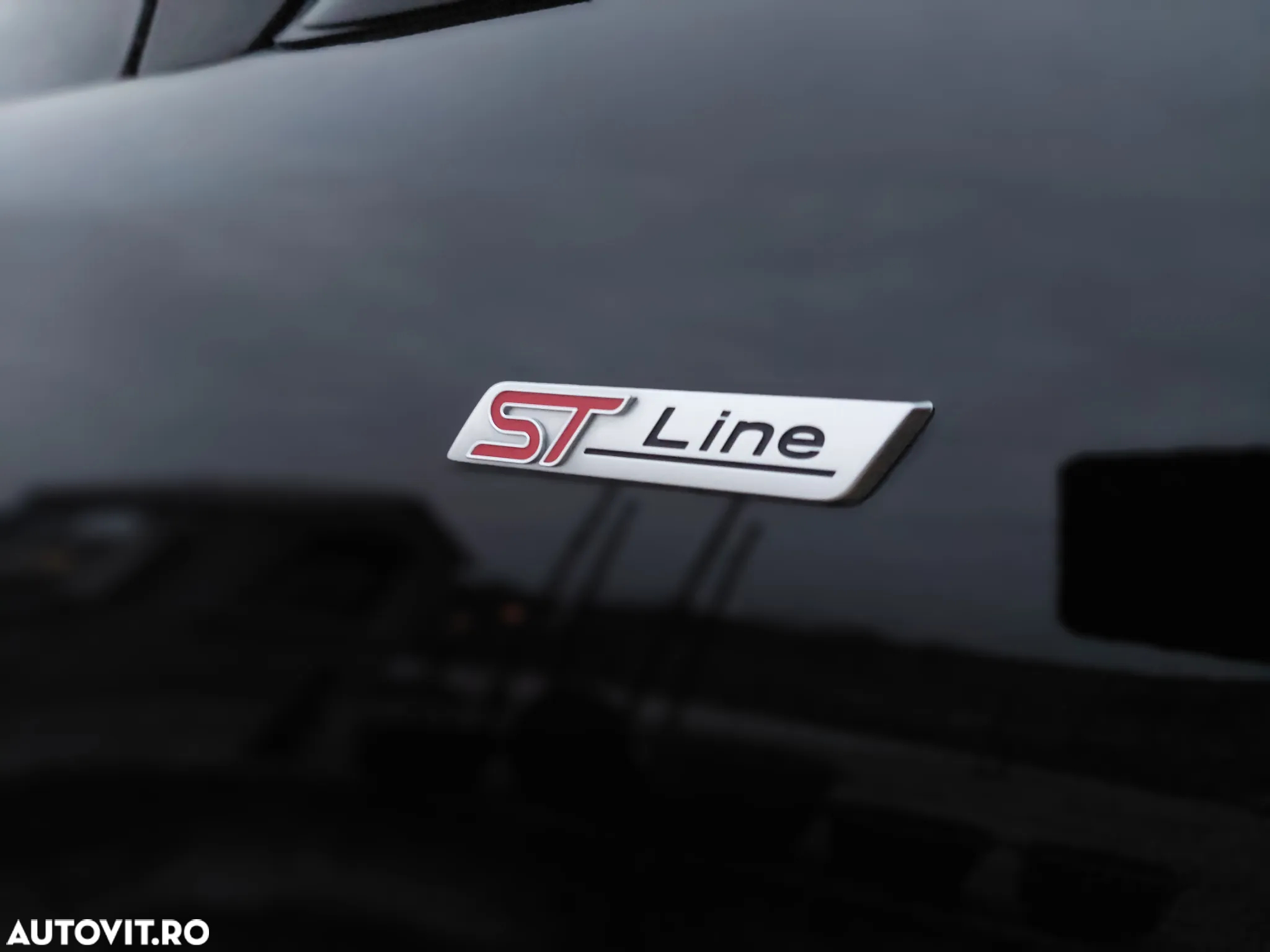 Ford Fiesta 1.0 EcoBoost S&S ST-LINE - 11