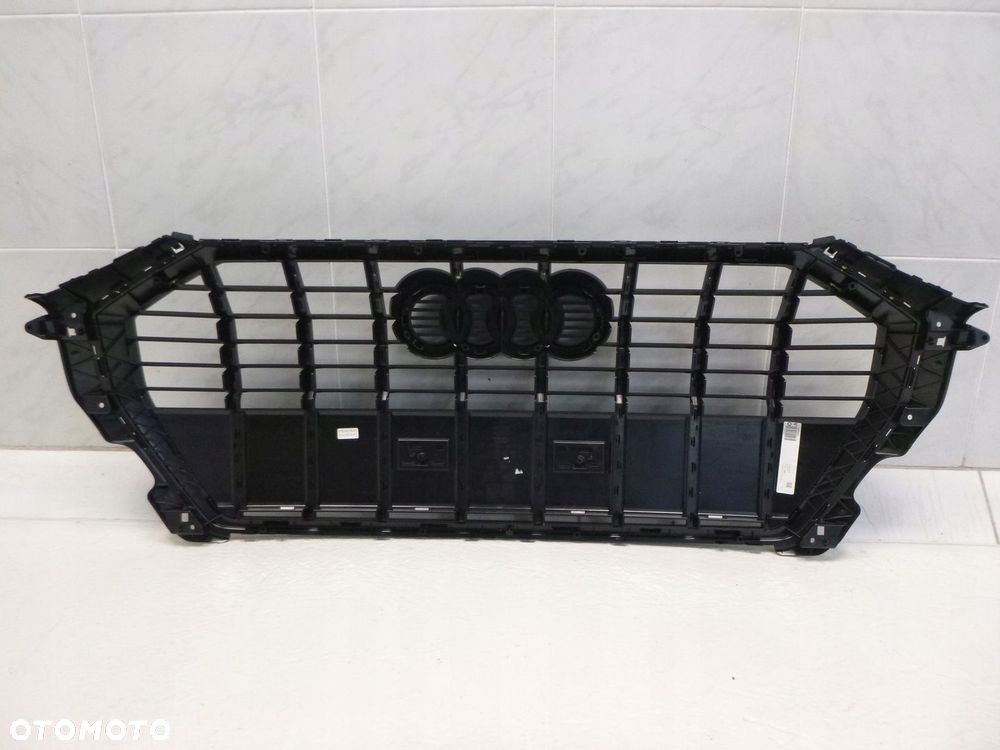 AUDI Q3 83A GRILL ATRAPA CHŁODNICY ZNACZEK NOWY ORYGINAŁ - 7