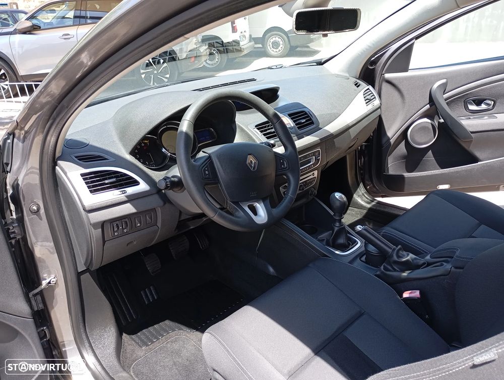 Renault Mégane Coupe TCe 130 Dynamique - 14