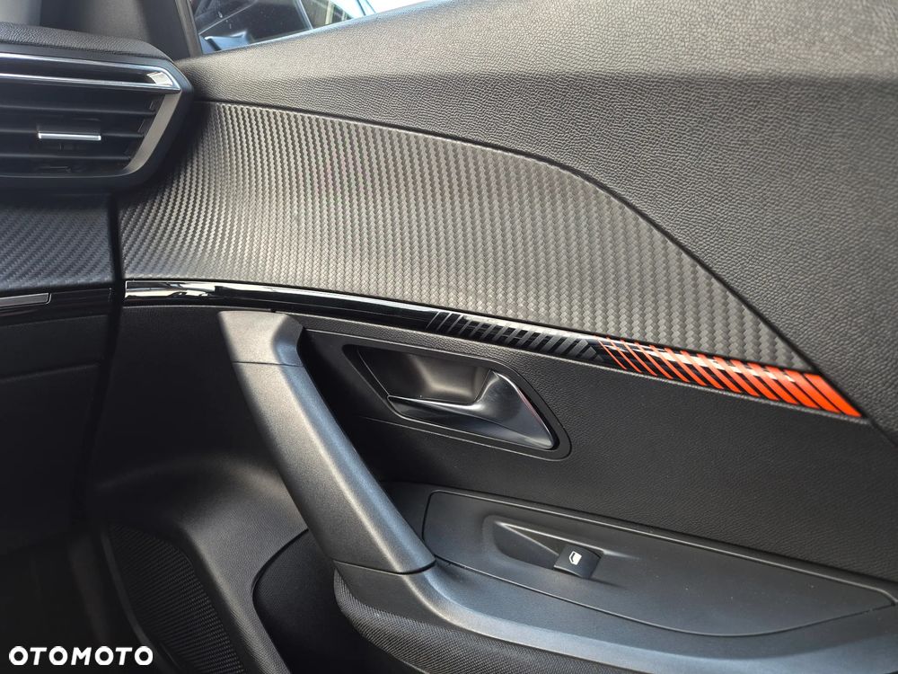 Peugeot 2008 BlueHDi 110 Active Pack - 25