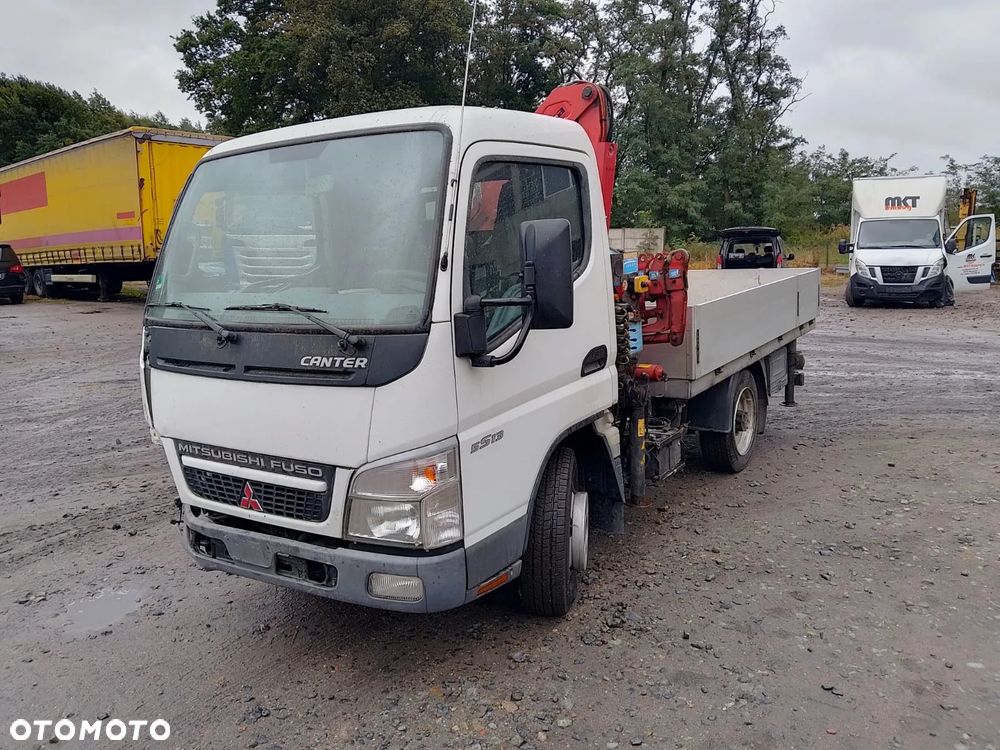 Mitsubishi CANTER - 1