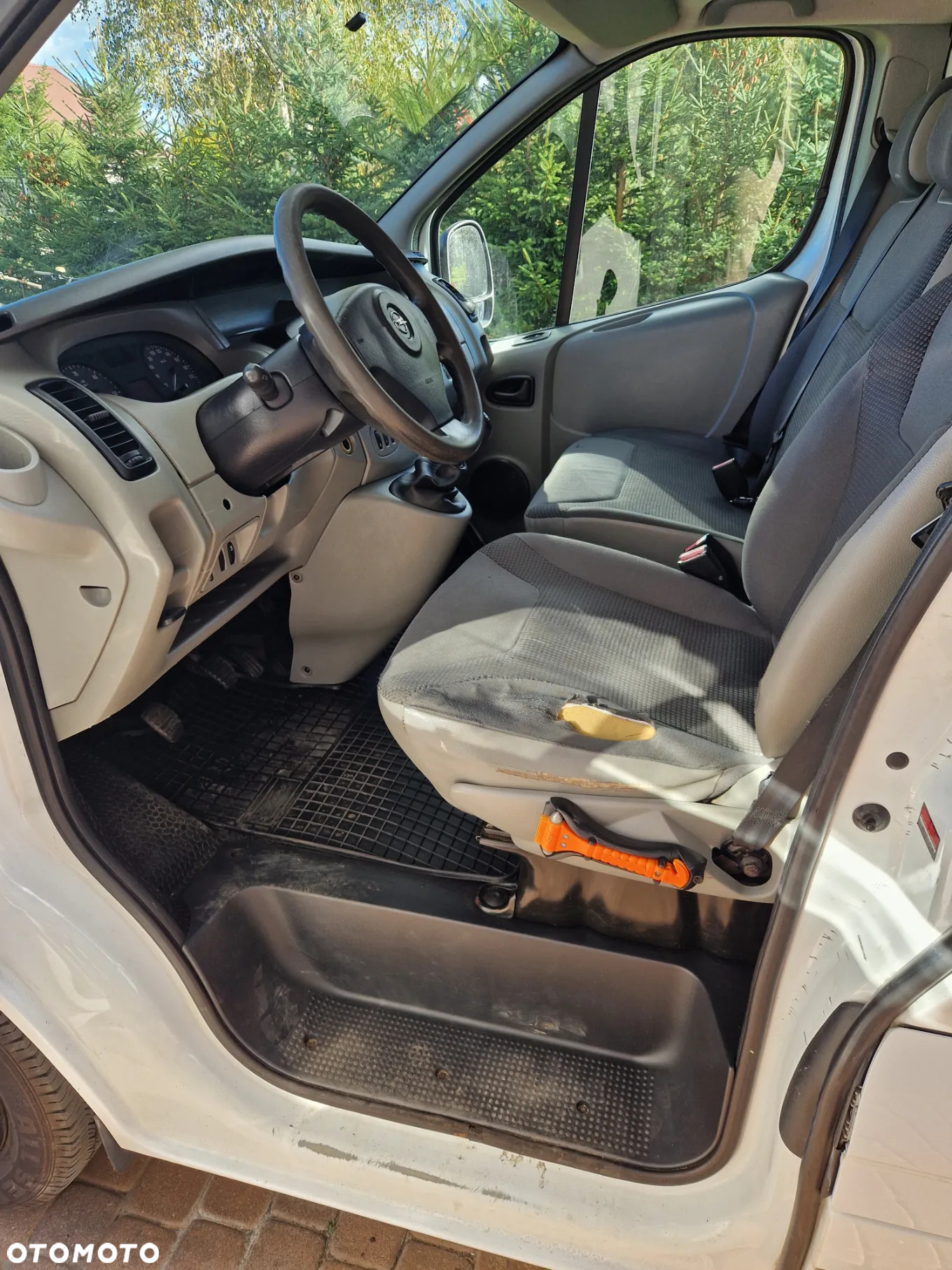 Opel Vivaro - 12