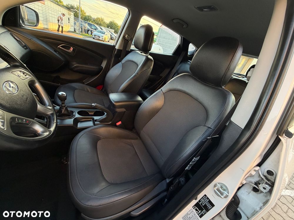 Hyundai ix35 1.6 2WD Fifa World Cup Edition - 26
