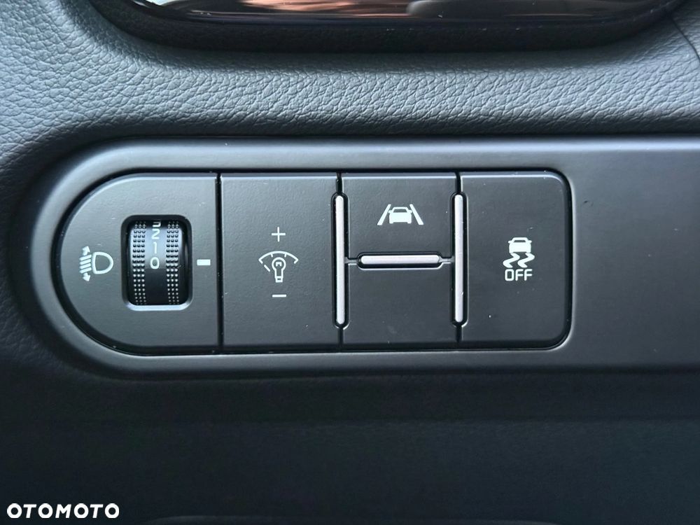 Kia XCeed 1.6 T-GDI Tribute DCT - 40